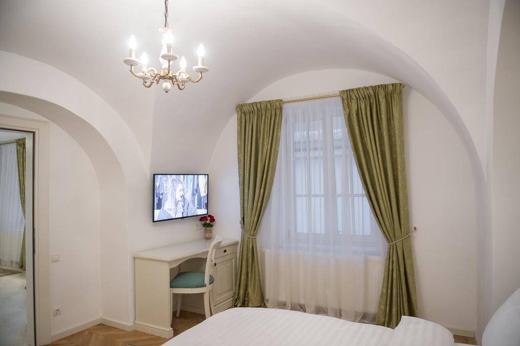 Baroc Apartments & Studio Sibiu Eksteriør billede