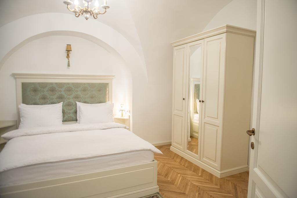 Baroc Apartments & Studio Sibiu Eksteriør billede